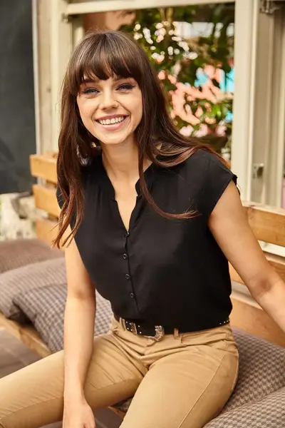 BLZ-19000279-BLACK_1