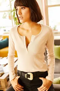 Olalook Women Beige Plaid Camisole Blouse - Image 4