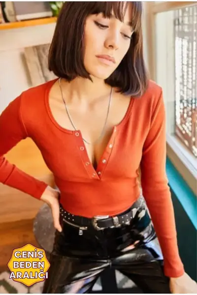 BLZ-19000588-BRICK-RED_1