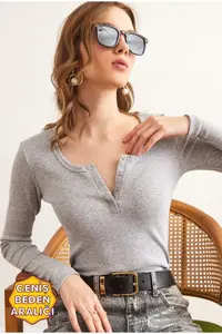 Olalook Women Gray Plaid Camisole Blouse