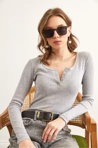 Olalook Women Gray Plaid Camisole Blouse - Image 3