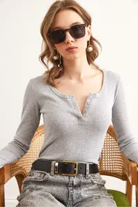 Olalook Women Gray Plaid Camisole Blouse - Image 5