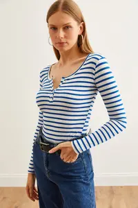 Olalook Women's Thick Ribbed Saks Blue Plaid Camisole Blouse - Image 5