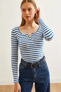 Olalook Women's Thick Ribbed Saks Blue Plaid Camisole Blouse - Image 6