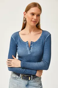 Olalook Women's Washed Indigo Patchwork Camisole Blouse - Image 3