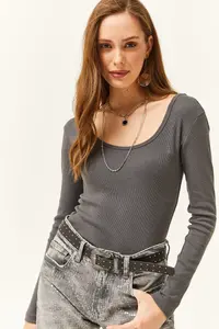 Olalook Women Anthracite Wide Collar Camisole Blouse - Image 4