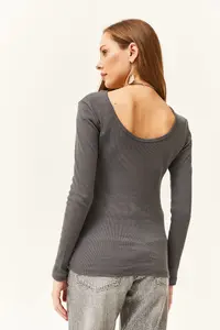 Olalook Women Anthracite Wide Collar Camisole Blouse - Image 5