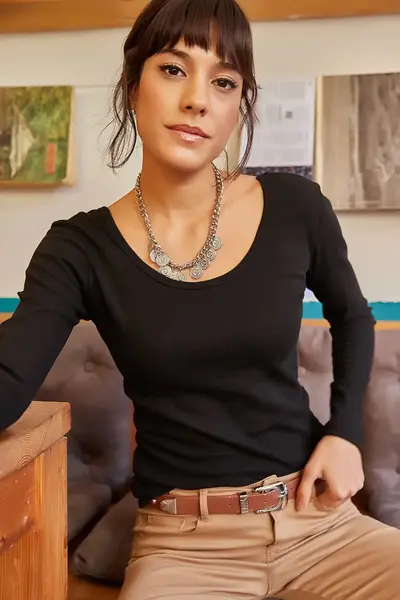 BLZ-19000722-BLACK_1
