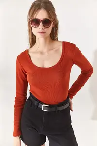 Olalook Women's Tile Wide Collar Camisole Blouse - Image 2
