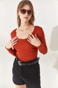 Olalook Women's Tile Wide Collar Camisole Blouse - Image 3