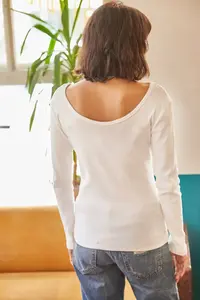 Olalook Women's Ecru Wide Collar Camisole Blouse - Image 5