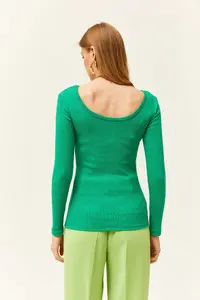 Olalook Women's Grass Green Wide Collar Camisole Blouse - Image 2