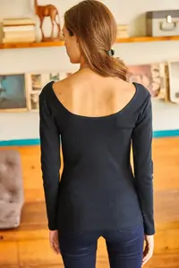 Olalook Women's Navy Blue Wide Collar Camisole Blouse - Image 2