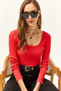 Olalook Women Pomegranate Blossom Wide Collar Camisole Blouse