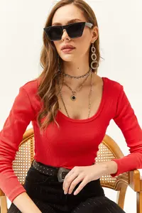 Olalook Women Pomegranate Blossom Wide Collar Camisole Blouse - Image 4