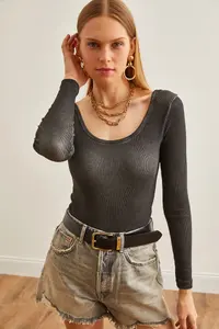 Olalook Women's Washed Anthracite Wide Collar Camisole Blouse - Image 3