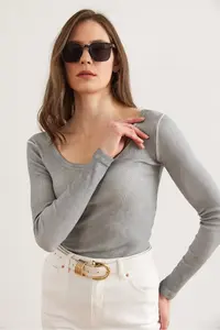Olalook Women's Washed Gray Wide Collar Camisole Blouse - Image 4
