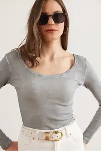 Olalook Women's Washed Gray Wide Collar Camisole Blouse - Image 8