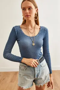 Olalook Women's Washed Indigo Wide Collar Camisole Blouse - Image 3