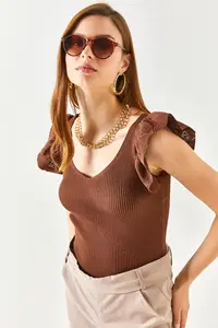 Olalook Women's Bitter Brown Front Back V Shoulder Ruffle Knitwear Blouse - Image 5