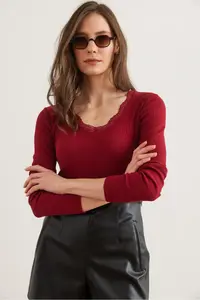Olalook Women's Burgundy Collar Lace V-Neck Camisole Knitted Blouse - Image 5