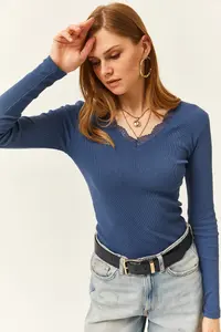 Olalook Women's Indigo Collar Lace V-Neck Camisole Knitted Blouse - Image 4