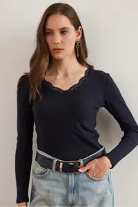 Olalook Women's Navy Blue Collar Lace V-Neck Camisole Knitted Blouse - Image 3