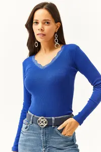 Olalook Women's Saks Blue Collar Lace V-Neck Camisole Knitted Blouse - Image 3