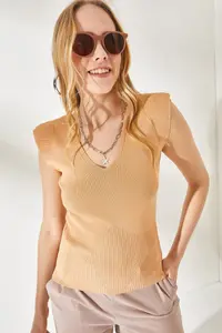 Olalook Women's Beige Shoulder and Skirt Detailed Front Back V Knitwear Blouse - Image 4