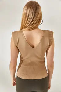 Olalook Women's Camel Shoulder and Skirt Detailed Front Back V Knitwear Blouse - Image 6