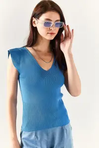 Olalook Women's Indigo Shoulder and Skirt Detailed Front Back V Knitwear Blouse - Image 2