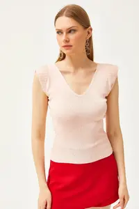 Olalook Women's Powder Shoulder and Skirt Detailed Front Back V Knitwear Blouse - Image 3