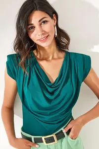 Olalook Women's Emerald Green Padded Collar Loose Blouse - Image 4