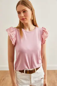 Olalook Women's Dusty Rose Scalloped Knitted Viscose Blouse - Image 4