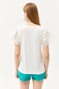 Olalook Women's Ecru Scalloped Knitted Viscose Blouse - Image 2