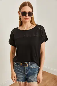 Olalook Women Black Fisto Detailed Yarasa Blouse - Image 2
