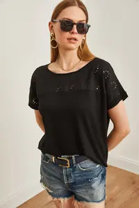 Olalook Women Black Fisto Detailed Yarasa Blouse - Image 4
