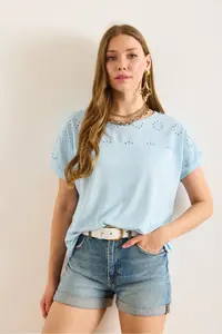 Olalook Women's Light Blue Scallop Detailed Bat Blouse - Image 3