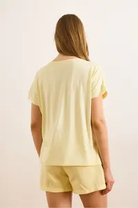 Olalook Women's Light Yellow Scallop Detailed Bat Blouse - Image 2