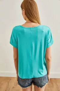 Olalook Women's Mint Green Scallop Detailed Bat Blouse - Image 5