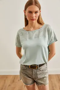 Olalook Women's Aqua Green Scallop Detailed Bat Blouse - Image 3