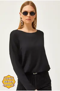 Olalook Women's Black Crew Neck Bat-Floated Viscose Blouse