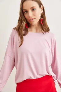 Olalook Women's Dusty Rose Crew Neck Bat-Floated Viscose Blouse - Image 5