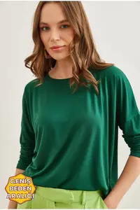 Olalook Women's Green Crew Neck Bat Flowy Viscose Blouse