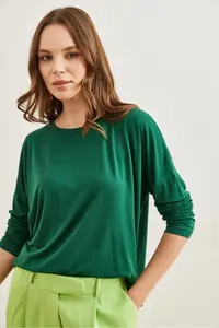 Olalook Women's Green Crew Neck Bat Flowy Viscose Blouse - Image 3