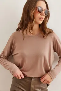 Olalook Women's Mink Crew Neck Bat-Draped Viscose Blouse - Image 2
