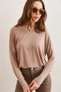 Olalook Women's Mink Crew Neck Bat-Draped Viscose Blouse - Image 4