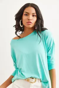 Olalook Women's Mint Green Crew Neck Bat-Floated Viscose Blouse - Image 5