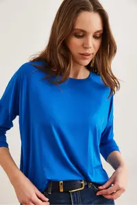 Olalook Women's Saks Blue Crew Neck Bat-Floated Viscose Blouse - Image 3