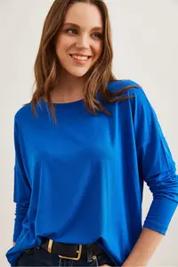 Olalook Women's Saks Blue Crew Neck Bat-Floated Viscose Blouse - Image 4